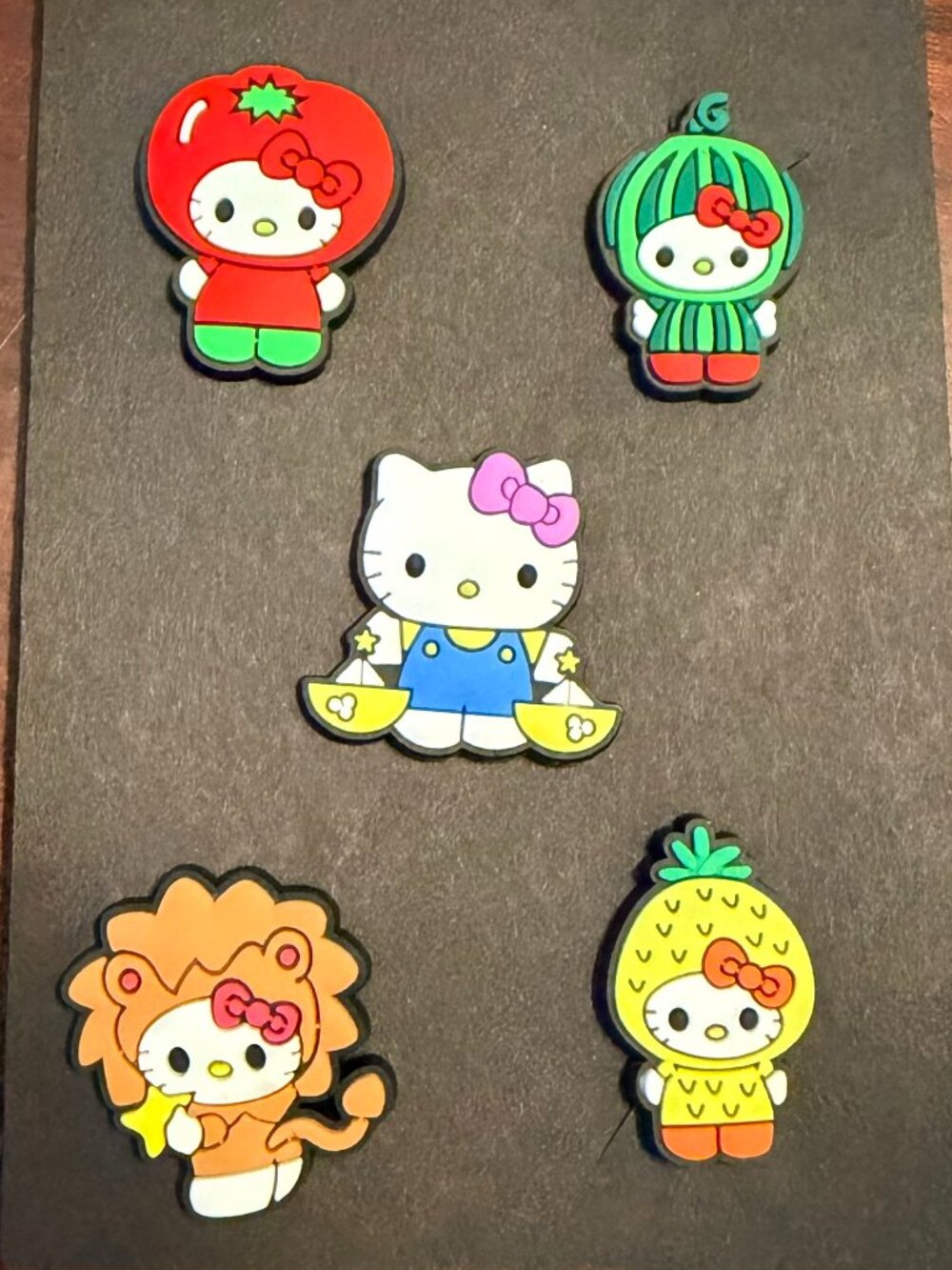 HELLO KITTY (5 pc) Shoe Charms for Crocs (BRAND-NEW &β SO CUTE!)